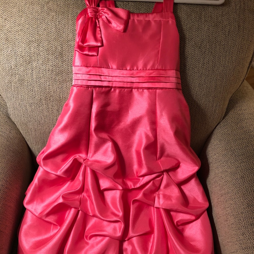Girls dress. Size 12-14